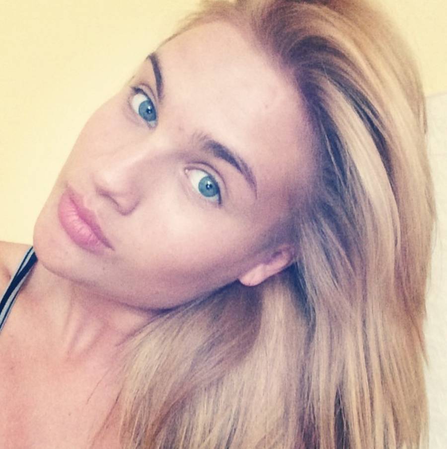 Karolina Gilon po przerwie wróciła na Instagram, a my zajrzeliśmy na sam koniec! Zmieniła się nie do poznania (FOTO)