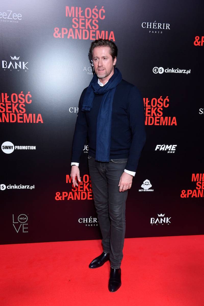 Premiera filmu “Miłość, seks & pandemia”. Anna Mucha z partnerem, Małgorzata Rozenek z Radkiem