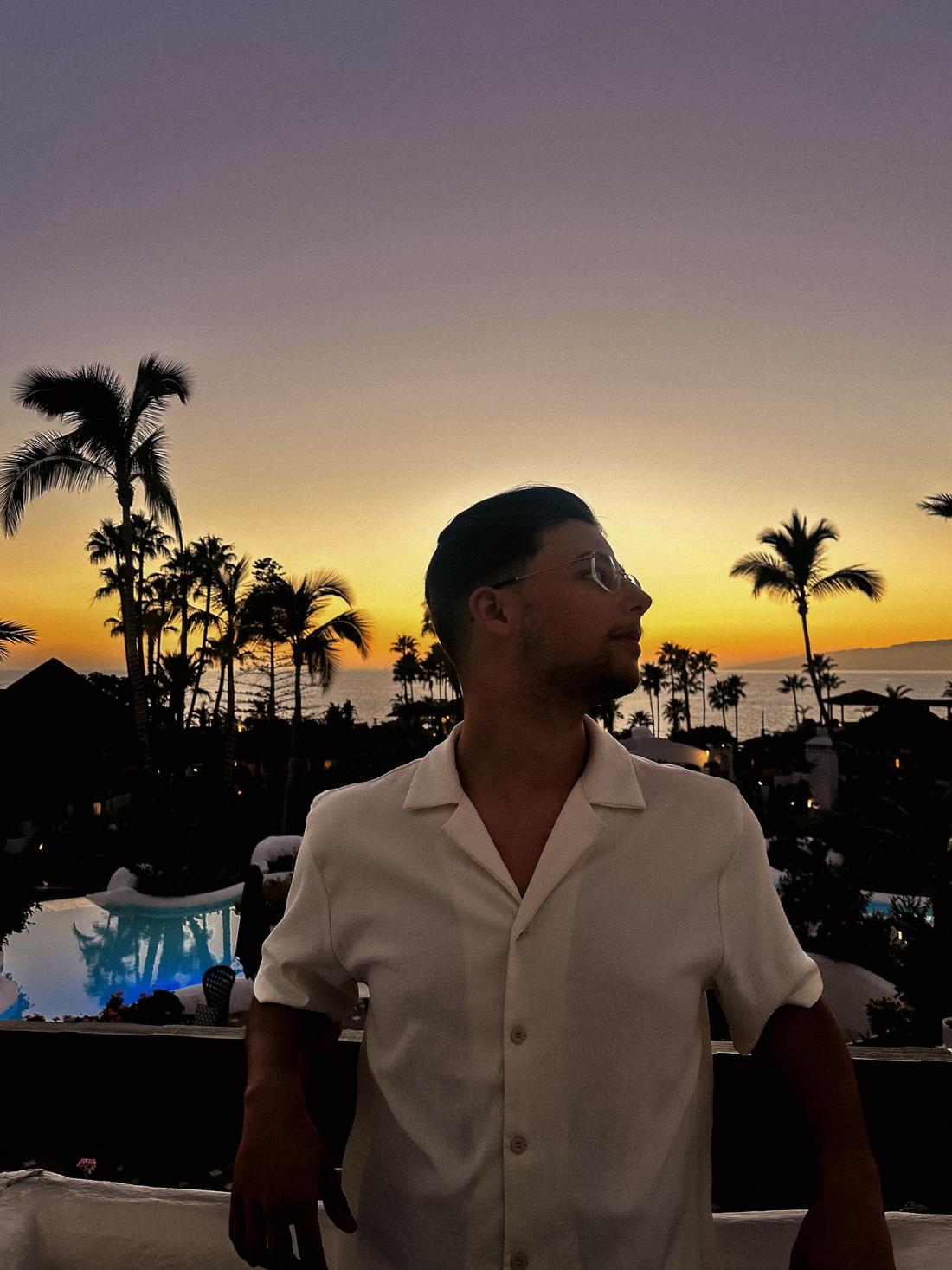 Allan Krupa pracuje nad nową muzyką w towarzystwie tajemniczej blondynki, fot. Instagram