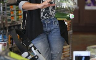 Co Jessica Alba je na lunch? (FOTO)