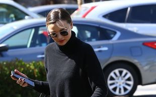 W takim towarzystwie Mirandy Kerr nie widzieliśmy od dawna