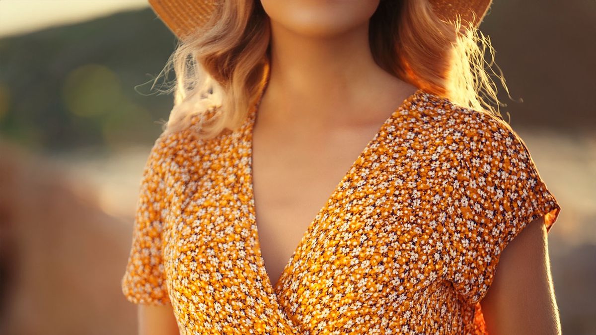 Lniane tkaniny w letnich stylizacjach – dlaczego len to najlepszy materiał w upały?