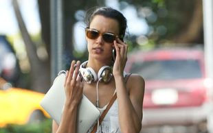 Shannon De Lima w bardzo krótkich szortach! (FOTO)