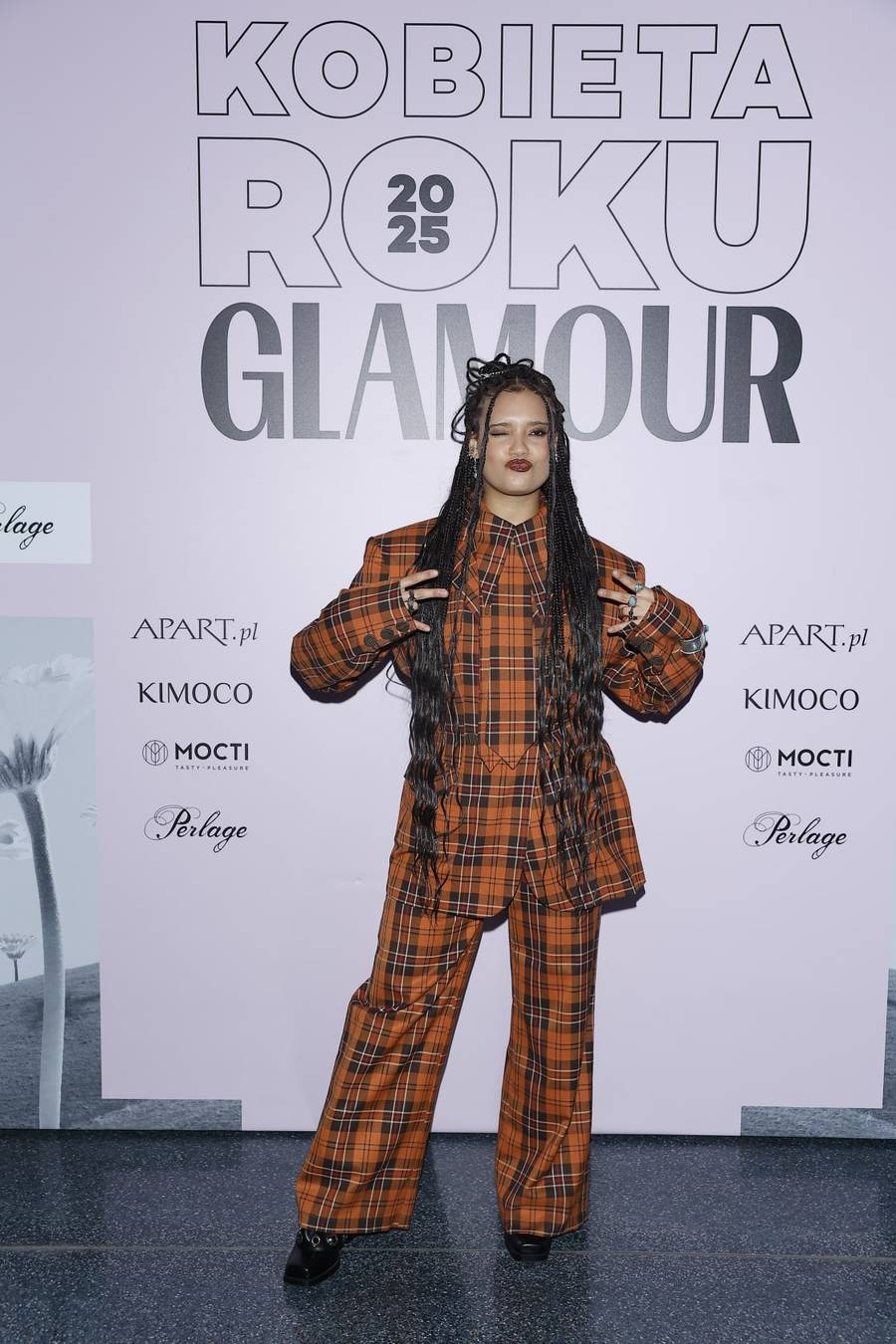 Plejada gwiazd na gali Kobieta Roku Glamour! Śnieżna Doda, prawie naga Julia Wieniawa, Sandra Kubicka, Steczkowska