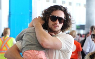 Aaron Taylor-Johnson: 22-latek i jego 45-letnia żona