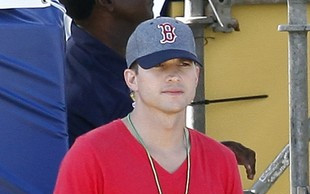 Ashton Kutcher naciska na rozwód