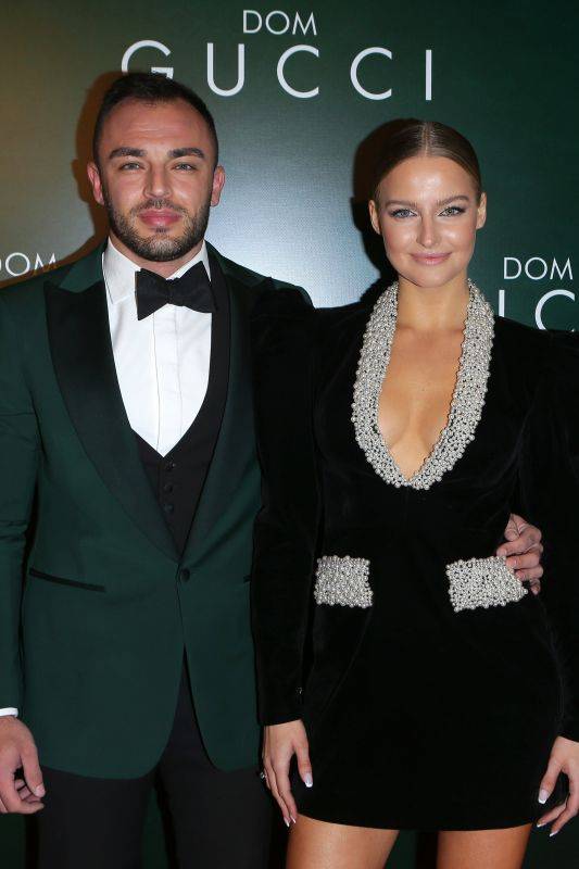 Historia miłości Karoliny Pisarek i Rogera Salli