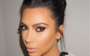 Kim Kardashian znowu kompletnie naga (Instagram)