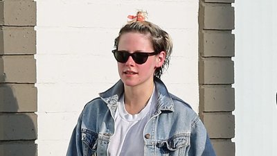 Kristen Stewart w drodze do spa, a przydałby się fryzjer