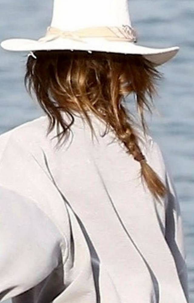 Co się stało z pupą Alessandry Ambrosio?!