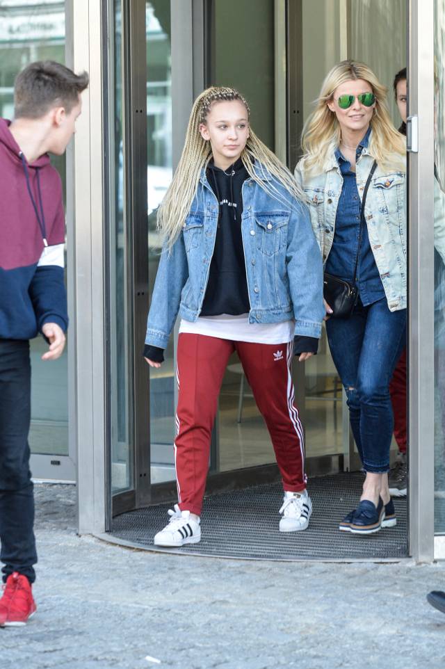 Mandaryna chwali się dziećmi przed studiem DDTVN! Ale WYROSŁY!