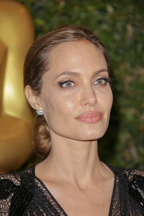 Angelina Jolie na 5th Annual Academy of Motion Picture Arts and Sciences’ Governors Awards