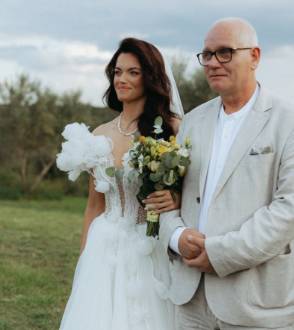 Karolina Brzuszczyńska i Agnieszka Skrzeczkowska wzięły ślub we Włoszech! Tak wyglądała ich bajkowa ceremonia w Toskanii