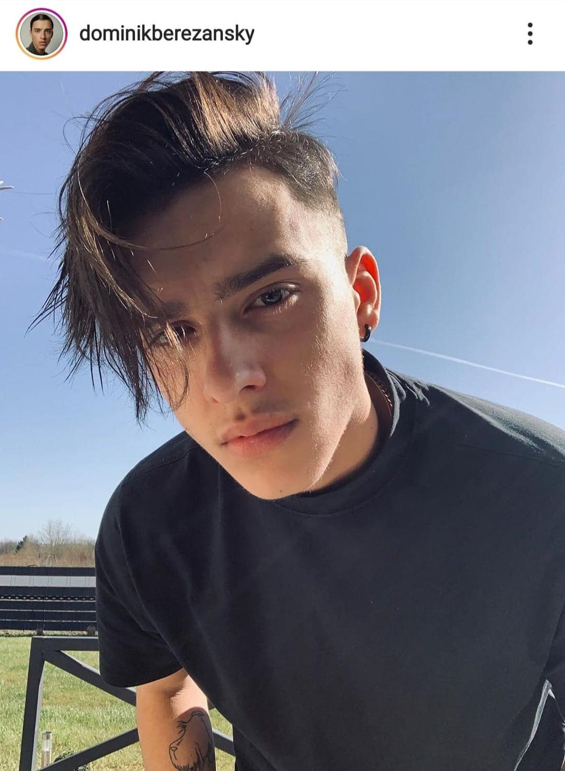 Dominik Bereżański w czarnej bluzie