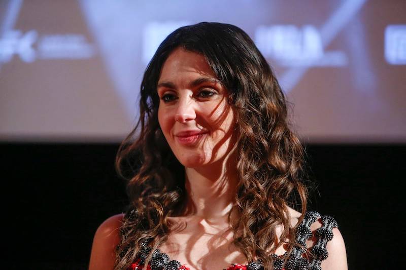 Premiera filmu “Dziewczyna z igłą”. Poważna Maja Ostaszewska i wielu zagranicznych aktorów…