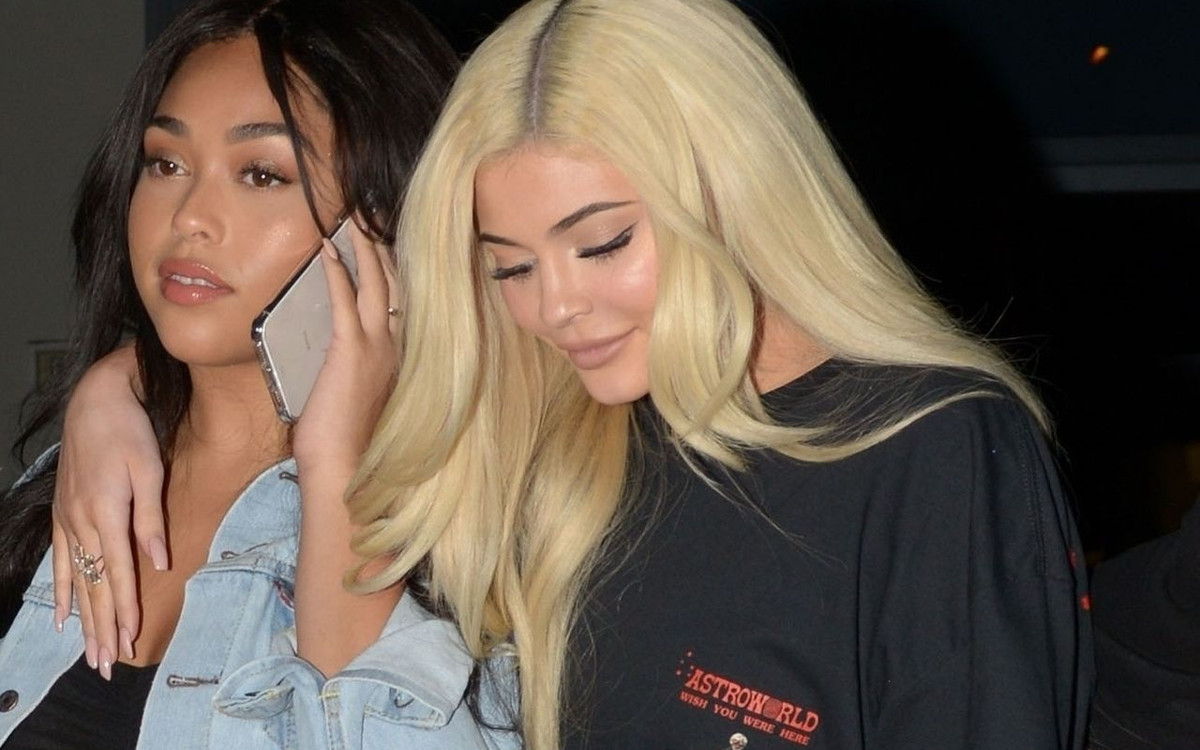 Kylie Jenner imprezuje z przyjaciółką