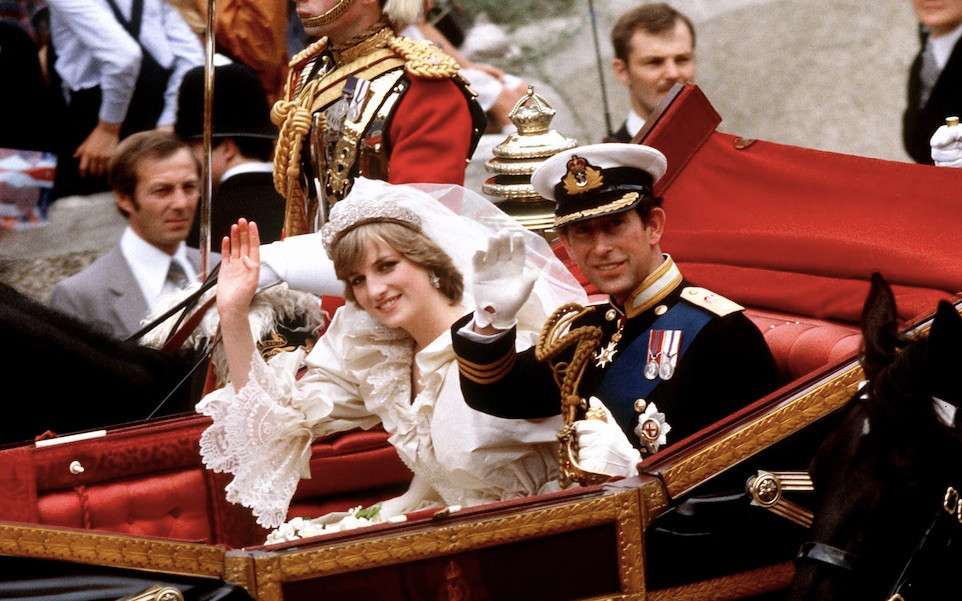 Księżna Diana w ostatniej chwili chciała odwołać ślub z księciem Karolem