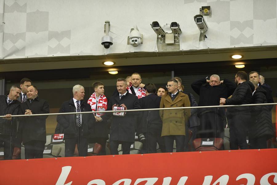 Karol Nawrocki kibicuje Polakom, fot. AKPA