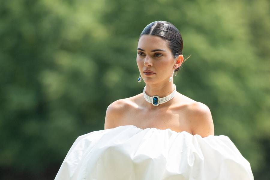 Jak zmieniła się Kendall Jenner? Sprawdziliśmy, czy coś majstrowała przy twarzy