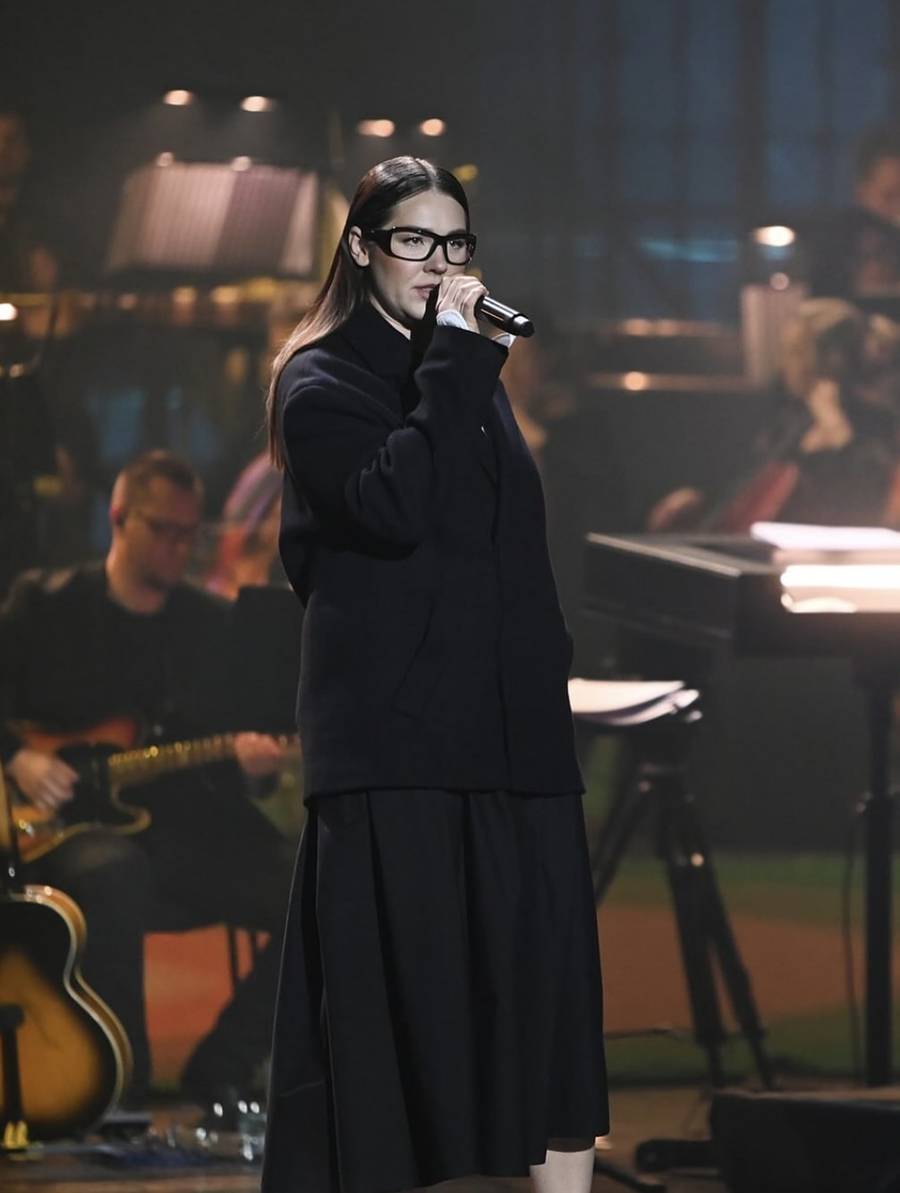 Nagrała wielki hit i zniknęła na lata. Wróciła po odwyku. Tak dziś wygląda