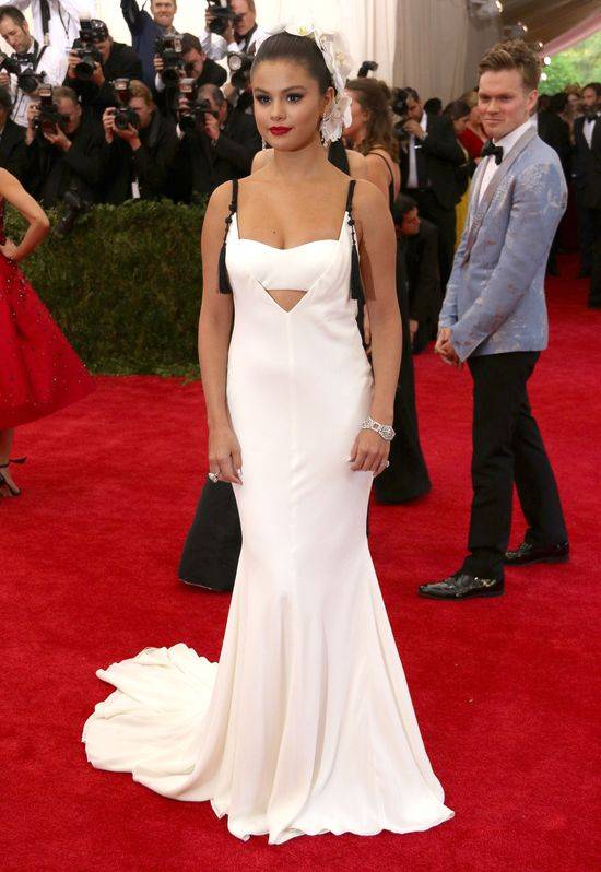 Jaki rozmiar stanika noszą gwiazdy?