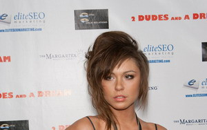 Brittany Flickinger lansuje się sama? (FOTO)