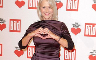 66 lat i figura klepsydry (FOTO)