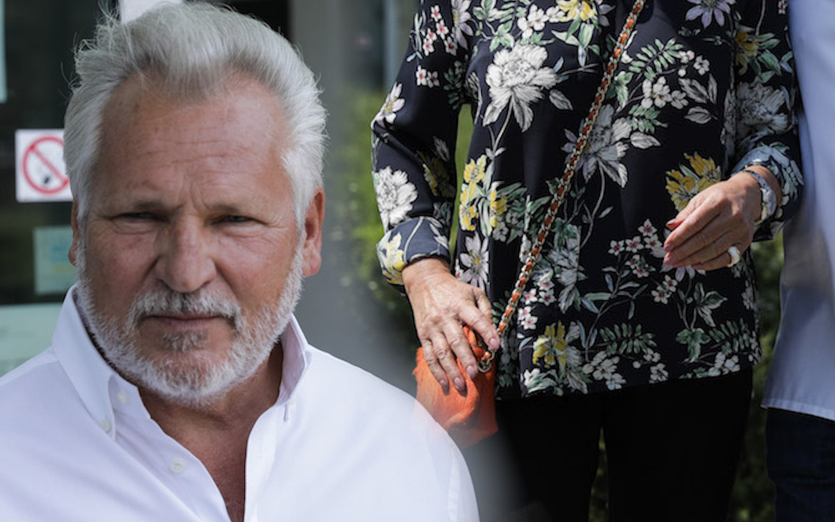 Jolanta Kwaśniewska z mężem przy urnie wyborczej. Jak zwykle, pełna klasa