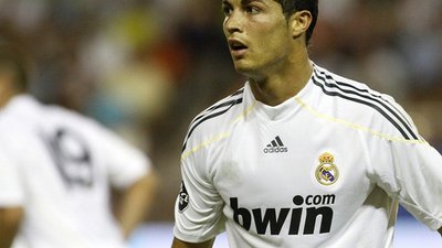 Cristiano Ronaldo zapłacił surogarce, by urodziła mu dziecko