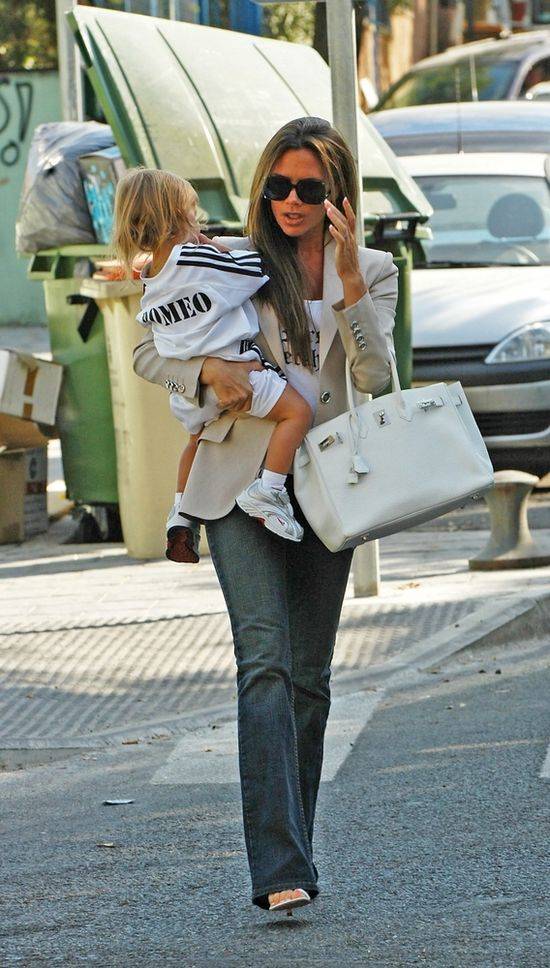 41 stylizacji z okazji 41 urodzin Victorii Beckham