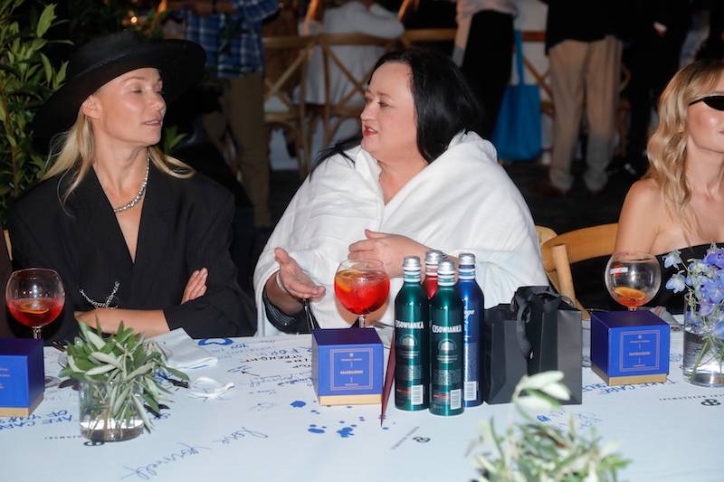 Pokaz Paprocki & Brzozowski. Rozenek-Majdan, Kożuchowska w prześwitujących kreacjach