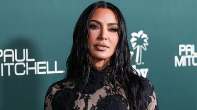 Kim Kardashian już poczuła magię świąt. Dekoracja podjazdu zapiera dech!