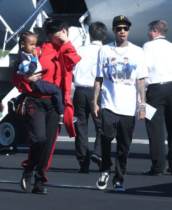 Tyga i Kylie Jenner kłócili się o NIEGO. Ich awanturę podsłuchał ogrodnik