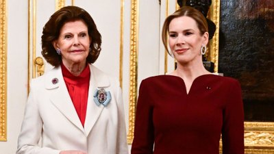 Marta Nawrocka pozamiatała kreacją na kolacji z królem! Idealny wybór