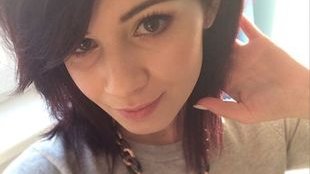 Polska artystka chwali się płaskim brzuchem (FOTO)