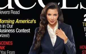 Kim Kardashian – przykład kobiety sukcesu (FOTO)