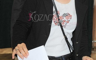 Kasia Cichopek przy urnie wyborczej (FOTO)