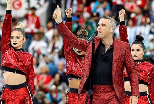 Kamila Zalewska – tancerka, która wystąpiła z Robbie Williamsem na otwarciu Mundialu