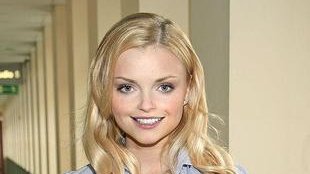 Iza Miko chętnie poddała się Damięckiemu