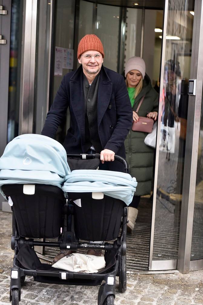 Wyjątkowi goście w DDTVN. Anna Lewandowska, Bartosz Topa z partnerką i bliźniakami, Lara Gessler z rodziną