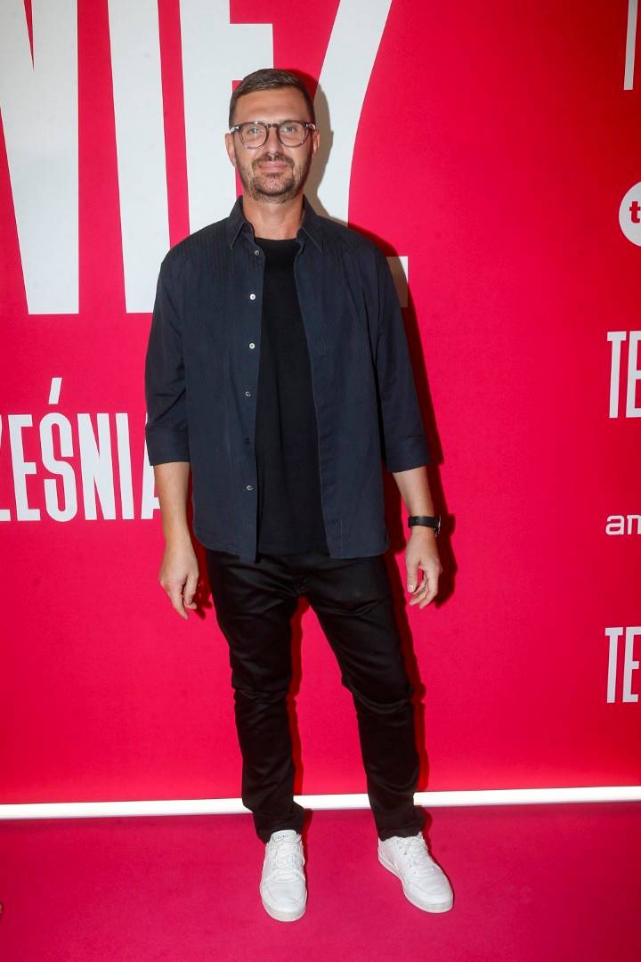 Gwiazdy na premierze filmu “Teściowie 2”: Katarzyna Warnke w nowej fryzurze, Agnieszka Woźniak-Starak, Monika Miller