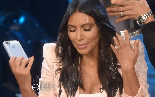 Jest pełne video ze splasha Kim Kardashian (FOTO)