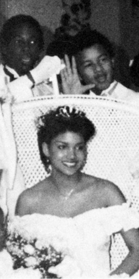 Szok! Tak wyglądały gwiazdy na swoich maturalnych balach