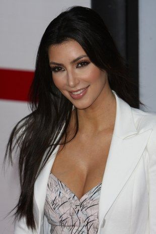kim-kardashian-64-R1