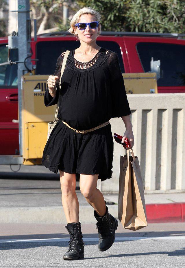 Ciążowe stylizacje Elsy Pataky