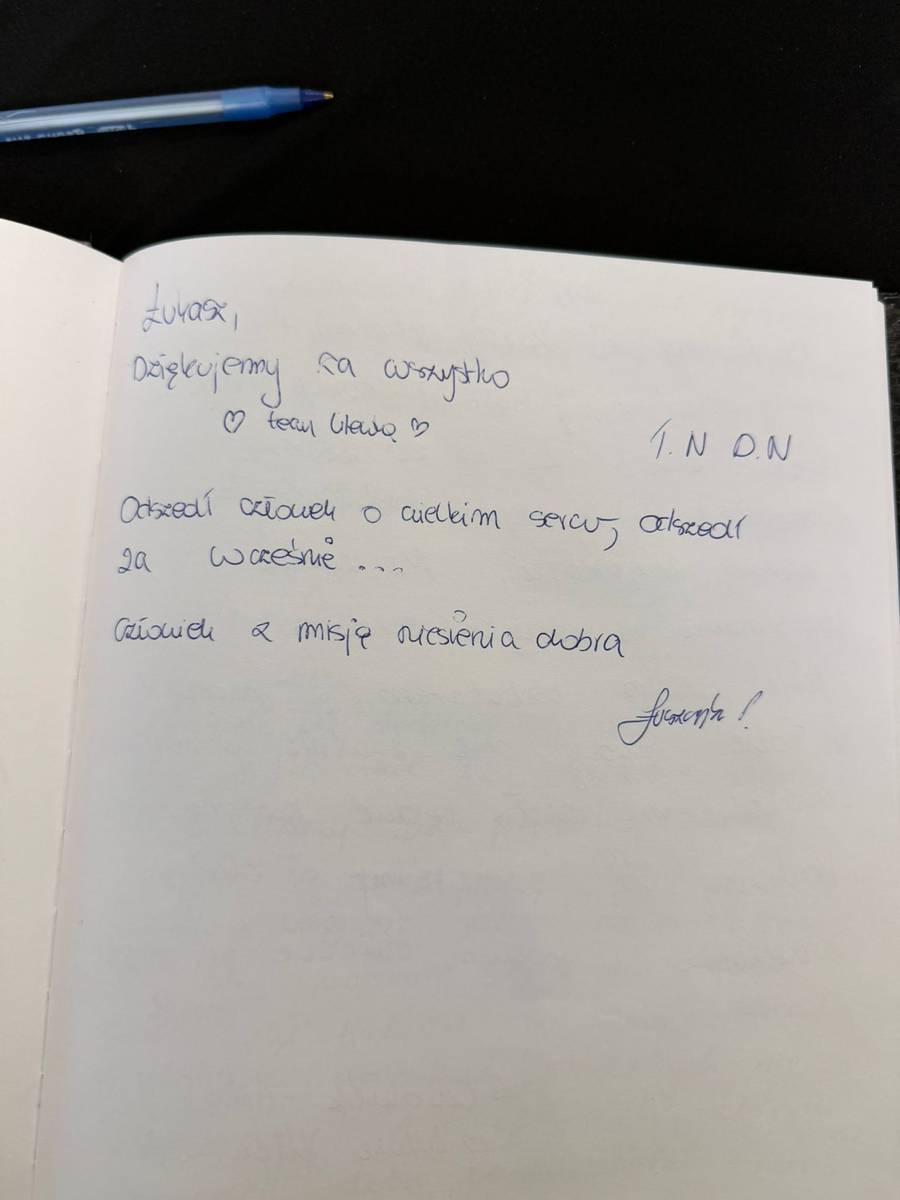 Tylko u nas! Niezwykłe słowa w księdze kondolencyjnej dla posła Litewki. Zajrzeliśmy do środka. Serce pęka…