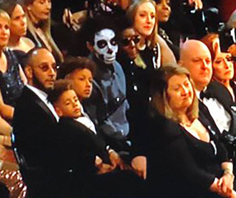 GRAMMY 2020. Najlepsze momenty, o których wszyscy mówią (łzy, zaskoczenia i wpadki)