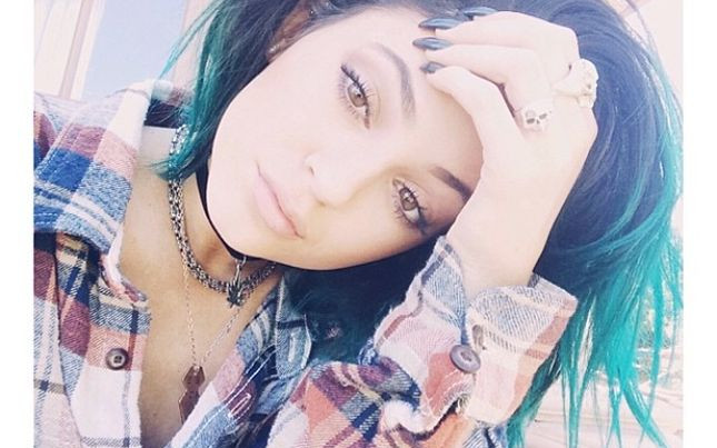 Kylie Jenner pozuje w bikini  (FOTO)