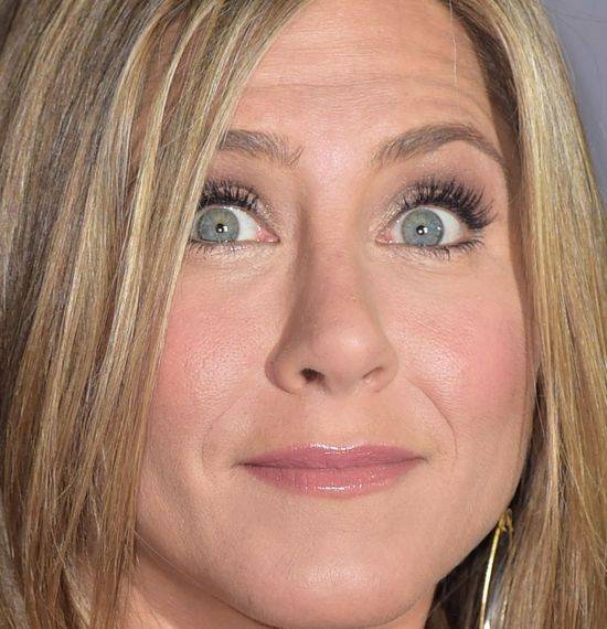 10 zdjęć, które pokazują, jak naprawdę wygląda Jennifer Aniston