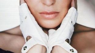 Minogue doceniona przez królową